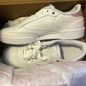 Reebok women’s sneakers brand new